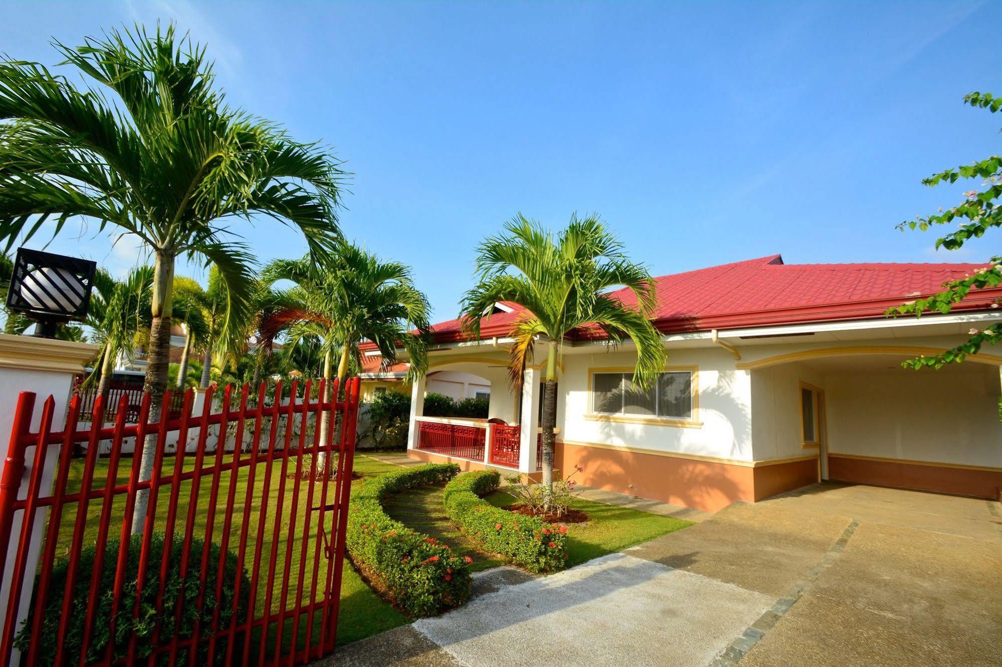 Olivia Resort Serviced Apartments And Bungalows Panglao-stad Buitenkant foto