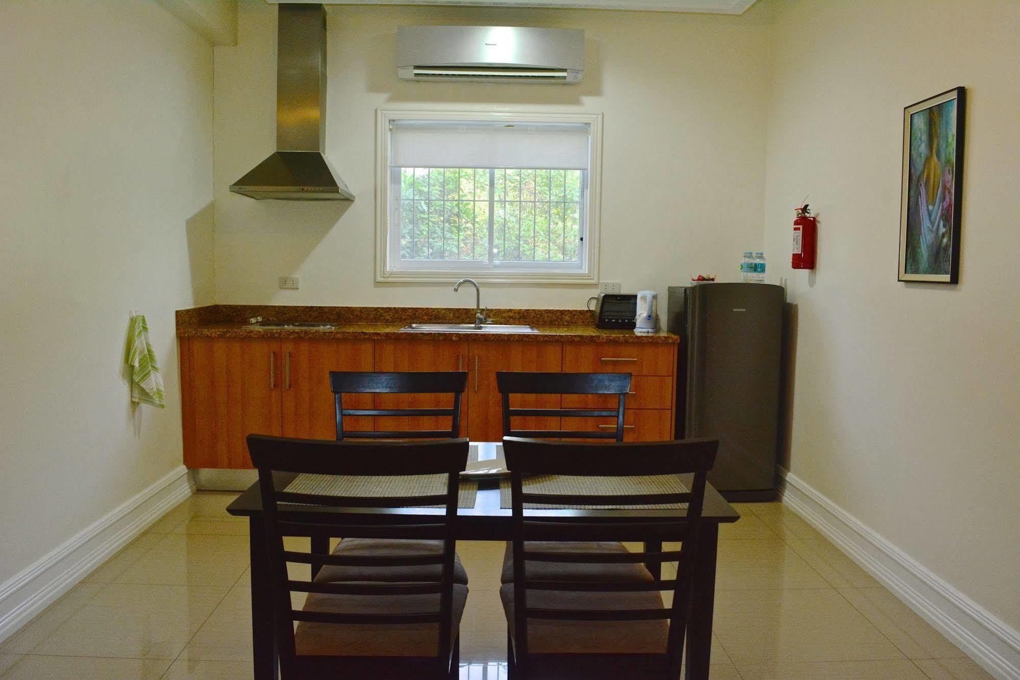 Olivia Resort Serviced Apartments And Bungalows Panglao-stad Buitenkant foto